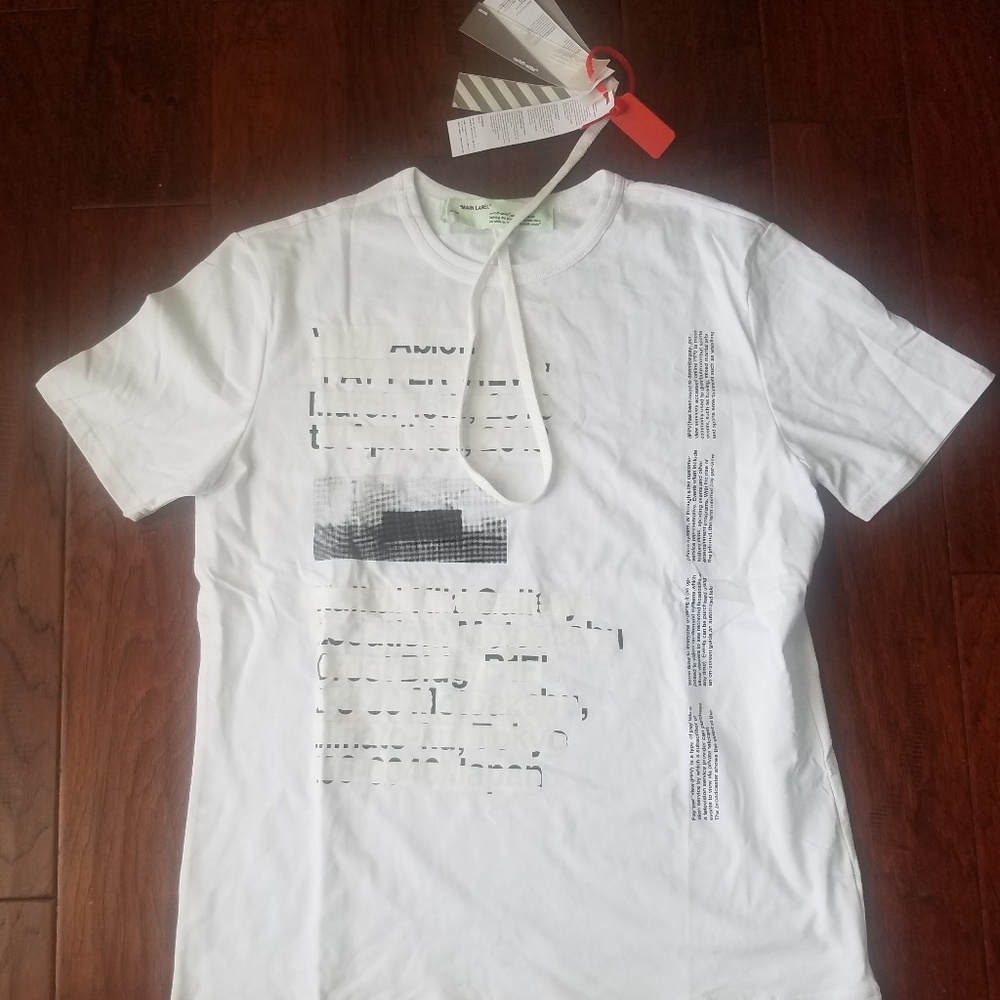 T-Shirt